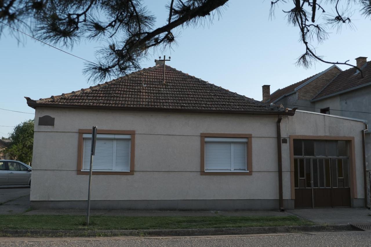 Ferienwohnung Nikodijevic Vrsac Exterior foto